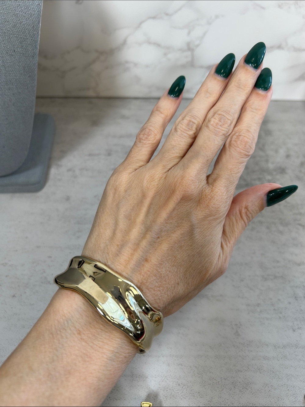J. Crew Liquid Gold Sculpted Cuff Bracelet (dang she’s so sexy)